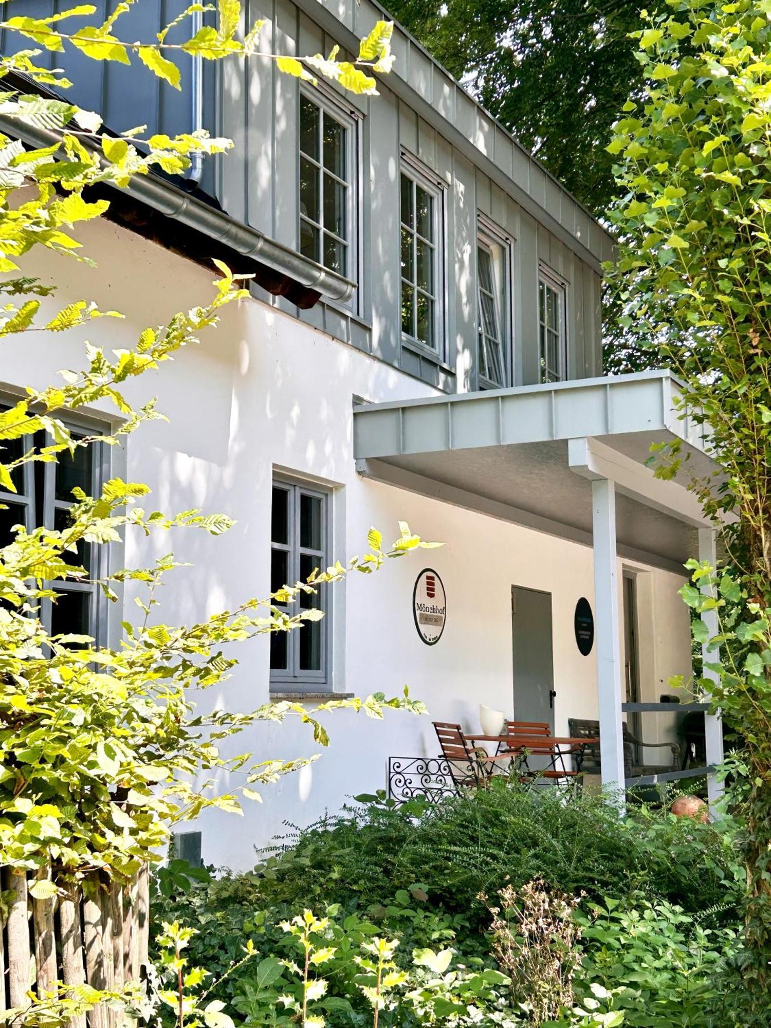 Ferienwohnung Weingut Villa Huesgen Am Moenchhof Трабен-Трарбах Екстер'єр фото